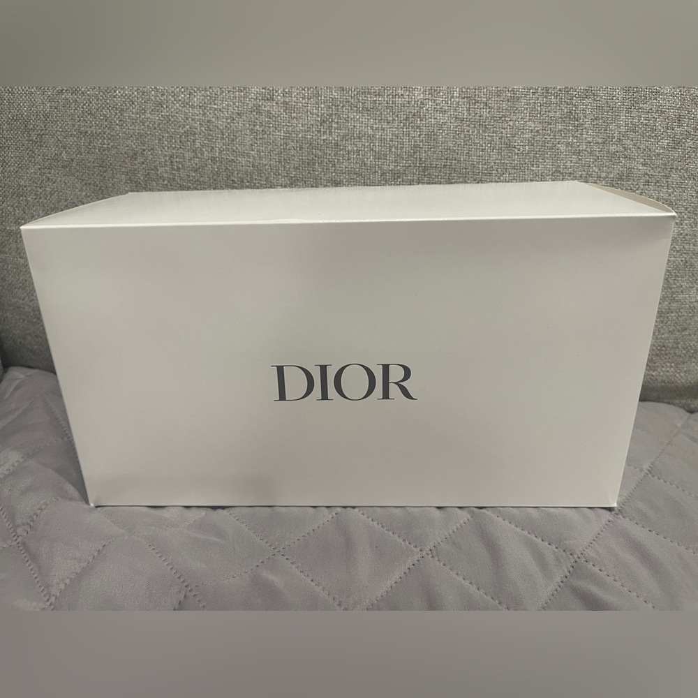 DIOR Pouch and Sauvage Eau Forte Mini Deluxe NEW - Picture 2 of 3